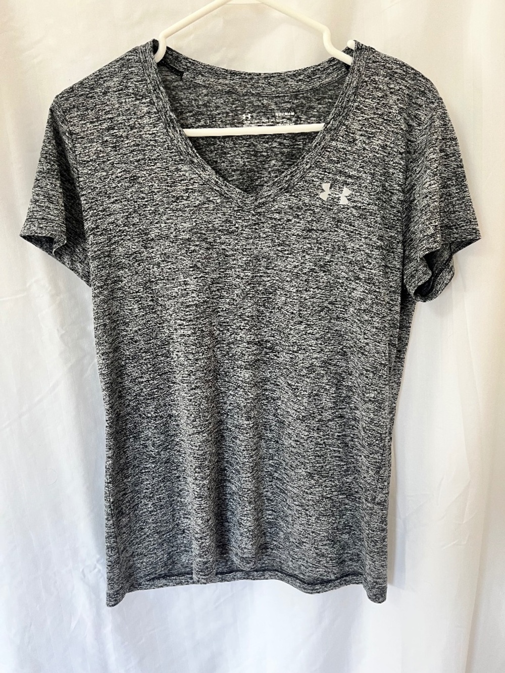 Under Armour heat gear t-shirt.